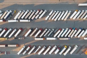 , Safety Tips for Your Semi Trailer Transit Yard